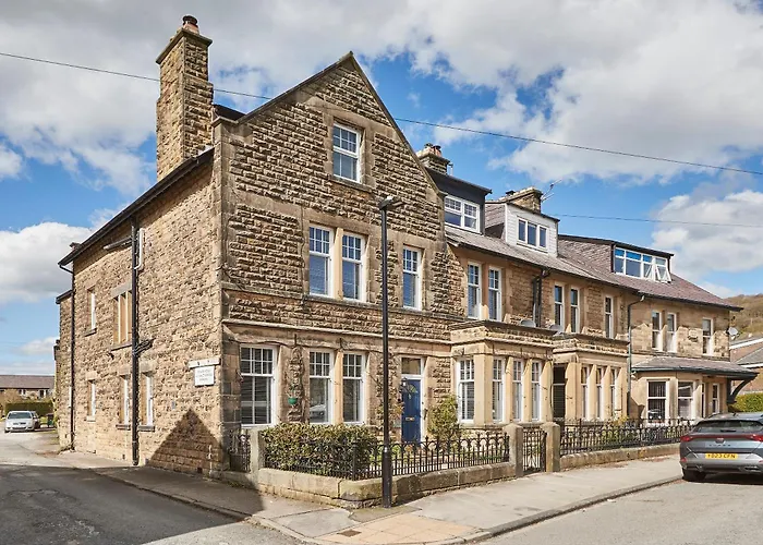 Roslyn House
